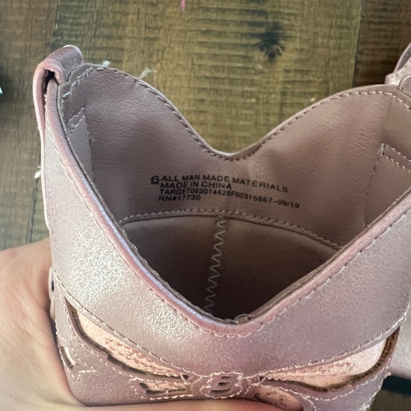 Cat and Jack Boots - Picture 4 of 4